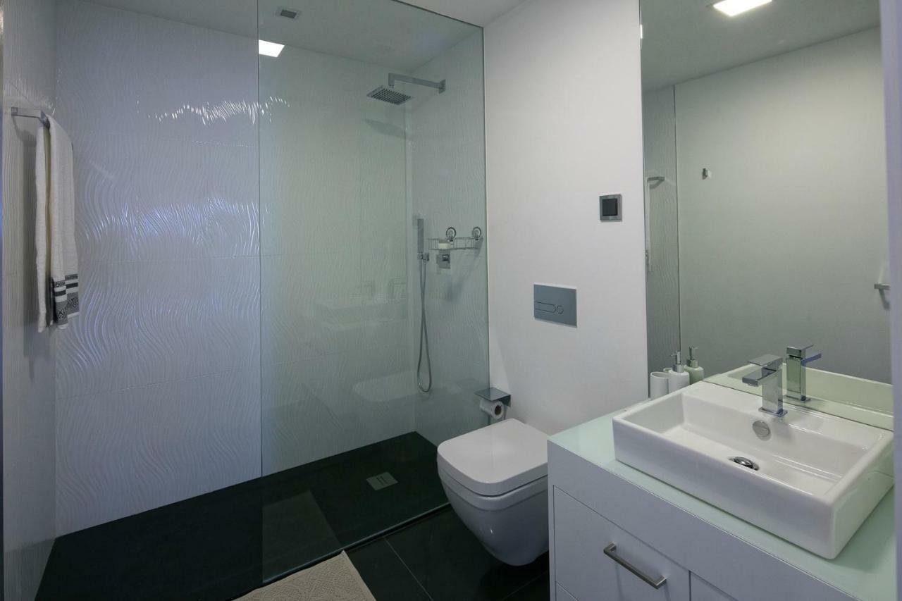 Spacious Luxury Holiday Apartment With A Great View, Funchal, Free Wifi And Parking Eksteriør billede